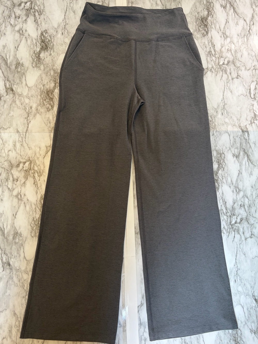 Beyond Yoga Wide-Leg pants in Gray size M